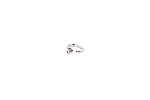 ORGANIC FLOW CRYSTAL RING